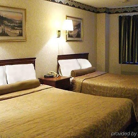 Red Carpet Inn Williamstown Quarto foto