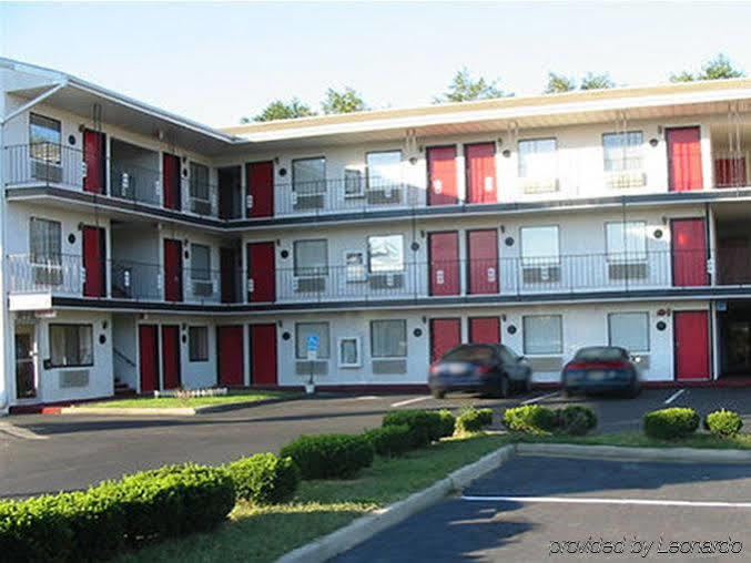 Red Carpet Inn Williamstown Exterior foto